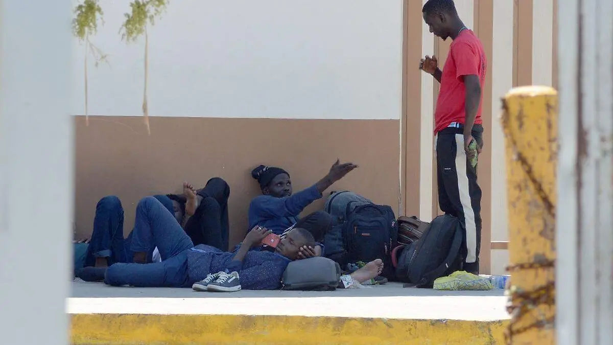 28-09-2023-Africanos varados en centras de Autobuses de hermosillo-carlos Villalba (4)